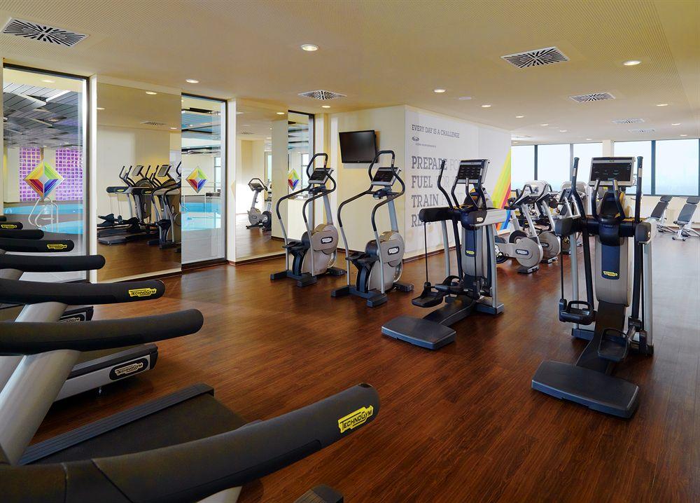 Hotel Sheraton Arabellapark 4*