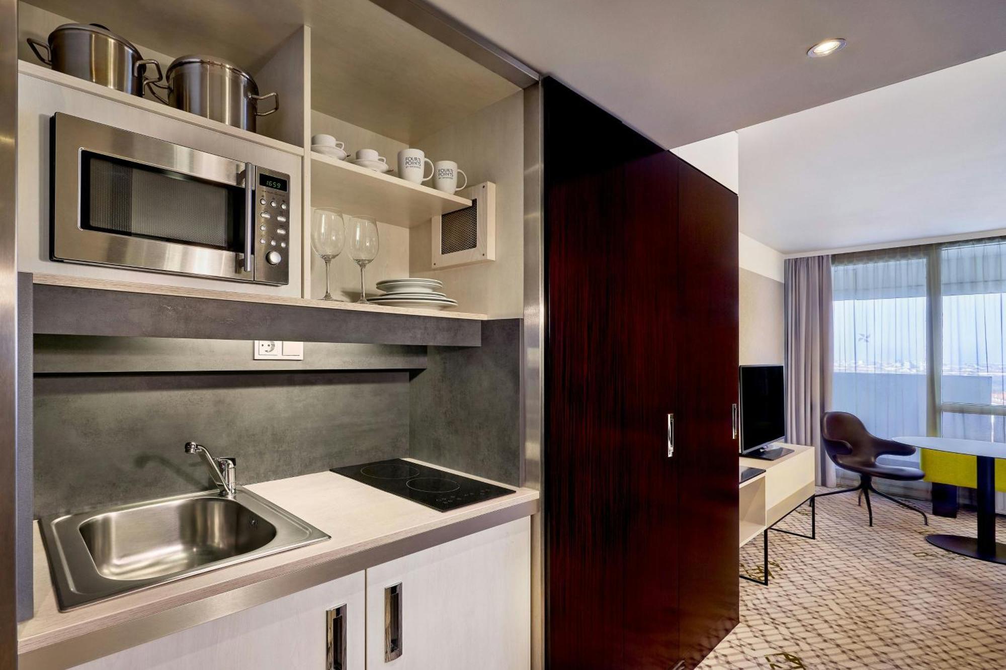 Four Points By Sheraton Arabellapark Hotel 4*